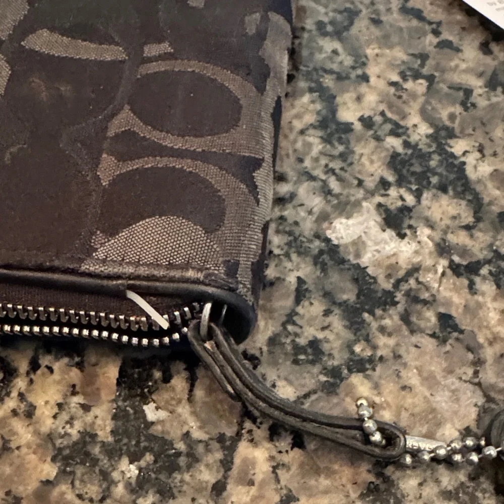 Coach Black and Gray Signature canvas and leather zip around Wallet EUC